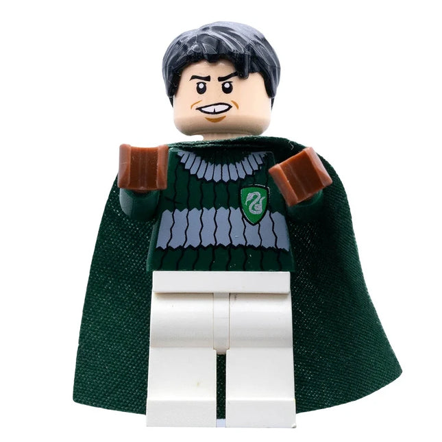 LEGO Minifigure - Marcus Flint - Dark Green and White Quidditch Uniform (2010) [HARRY POTTER]