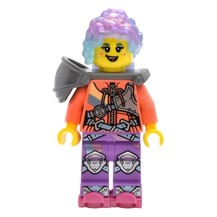 LEGO Minifigure - Izzie (Isabel Christina Garcia) - Coral Sweater with Stripes, Shoulder Armor (2025) [DREAMZzz]